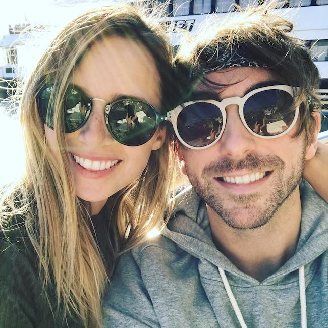 Alex Gaskarth and Lisa Ruocco in a December 2017 selfie