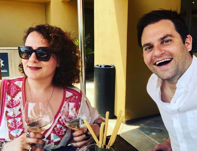 Artemis Pebdani as seen in an Instagram selfie with Ryan Pratton in 2018
