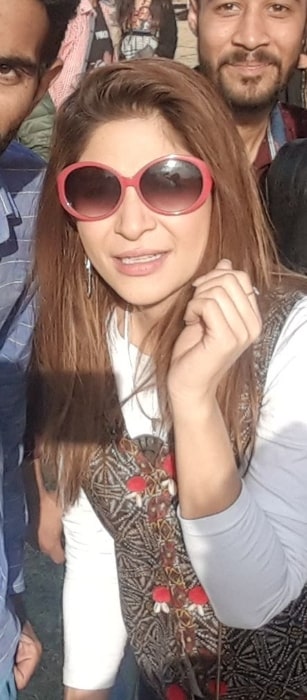 Ayesha Omar Height, Weight, Age, Body Statistics