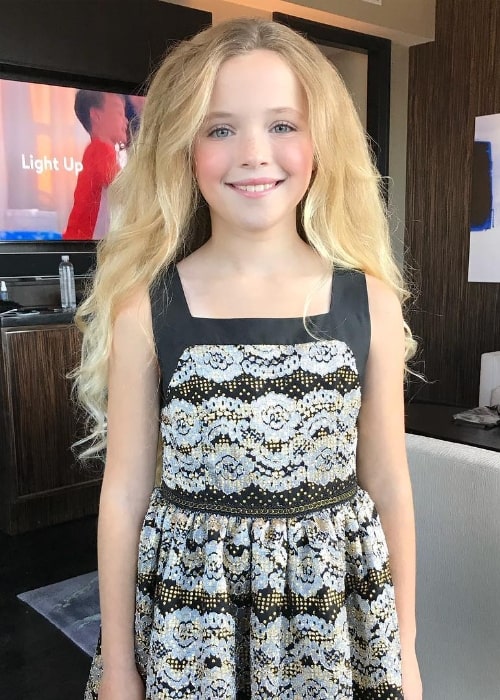 Cameron Seely Height, Weight, Age, Facts, Parents