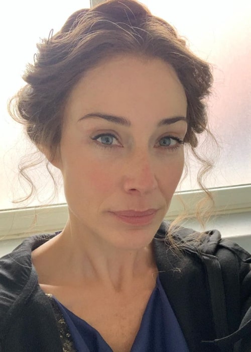 Claire Forlani Height, Weight, Age, Body Statistics