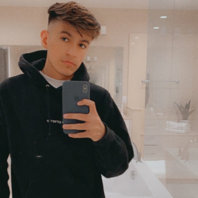 Diamond Mamba Height, Weight, Age, Body Statistics