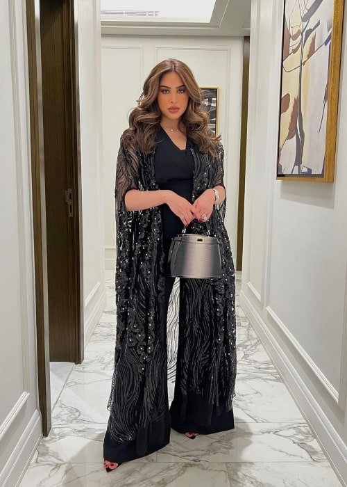 Fouz Al Fahad Height, Weight, Age, Spouse, Family