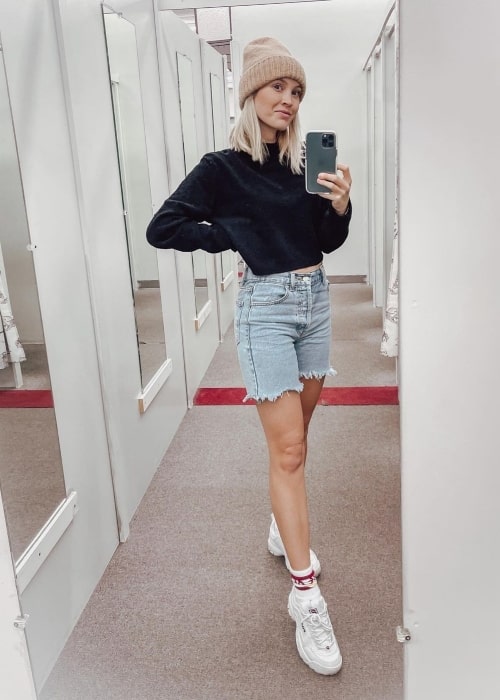 Hannah Billingsley as seen in a selfie that was taken in March 2021