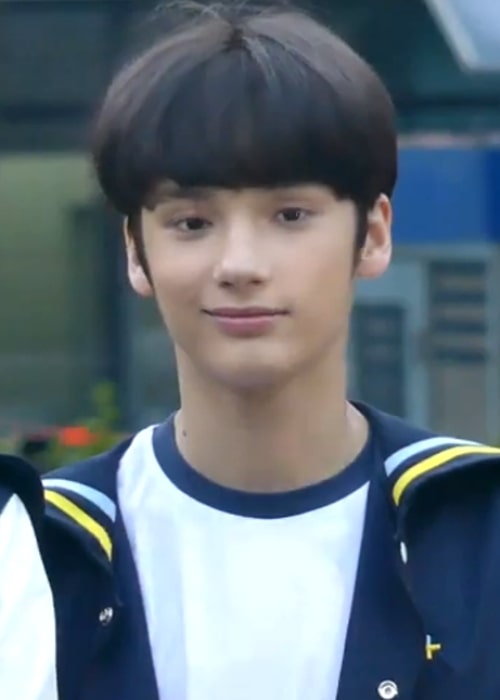 Huening Kai Height, Weight, Age, Body Statistics