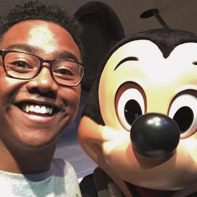 Jahbril Cook Height, Weight, Age, Body Statistics