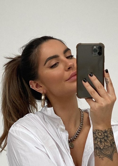 Jessica Shears as seen in a selfie that was taken in February 2021