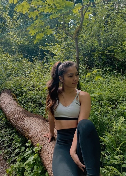 Kathryn Melvin posing for a picture while spending some time in wilderness in Oregon, United States in May 2020