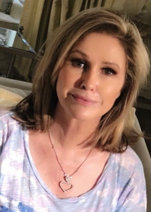 Kathy Hilton Height, Weight, Age, Body Statistics