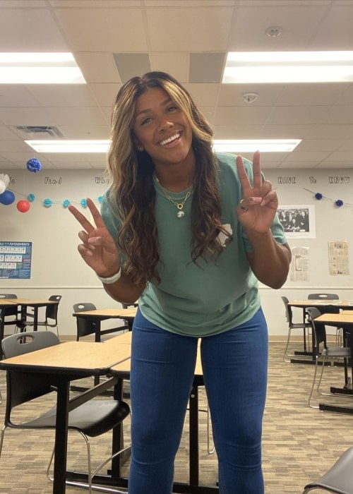 Kimberlee Clarke Height, Weight, Age, Body Statistics