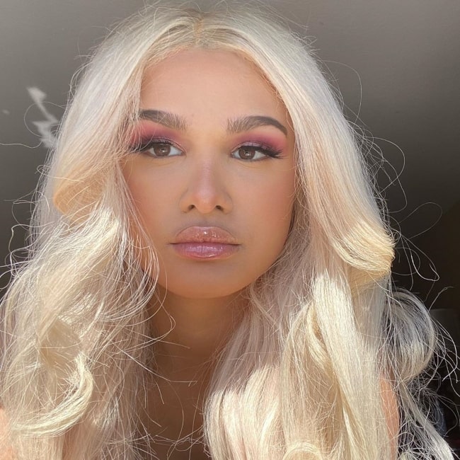 Lela Brown Height, Weight, Age, Body Statistics