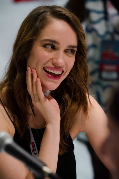 Melanie Scrofano Height, Weight, Age, Body Statistics