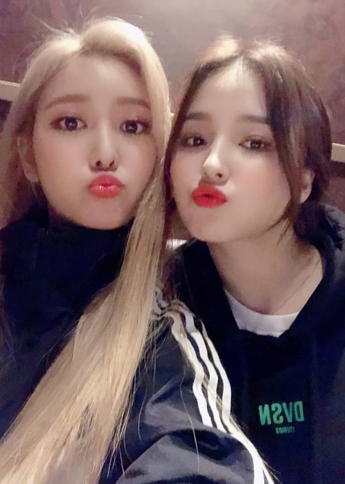 Nancy Jewel McDonie as seen while posing for a selfie with her 'Momoland' groupmate, Jane, in February 2019