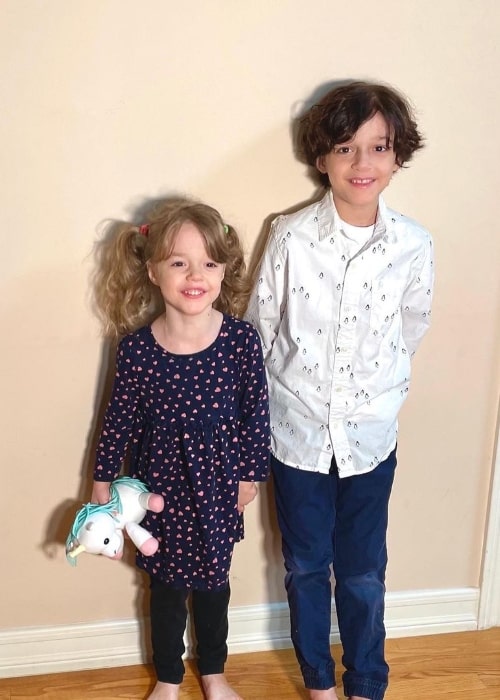 Nolan River and his sister Zo&euml; in an Instagram post in April 2021