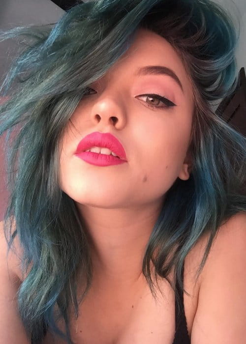 Rena Lovelis Height, Weight, Age, Body Statistics