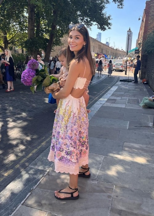 Sarah Tarleton Height, Weight, Age, Body Statistics