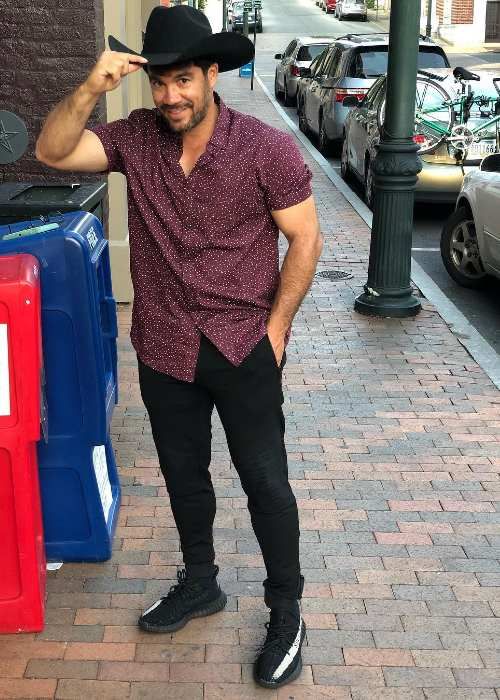 Tai Lopez Height, Weight, Age, Body Statistics