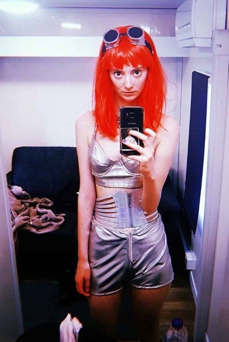 Tanya Reynolds as seen while taking a mirror selfie in January 2020