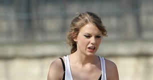 How Taylor Swift Maintains Her Svelte Body: Workout & Diet