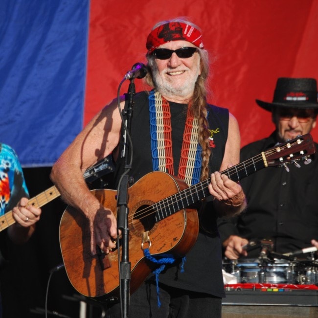 Willie Nelson Height, Weight, Age, Body Statistics