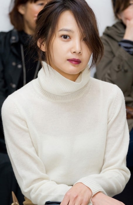 Yoon Seung-ah as seen at Jain Song 2012 Spring/Summer Season Collection at Beyond Museum in Cheongdam-dong, Gangnam-gu, Seoul in October 2011