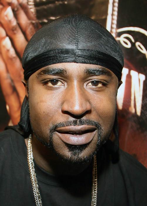 Young Buck promoting his Product of the South line at the David Brown-Ten A Key booth in February 2008